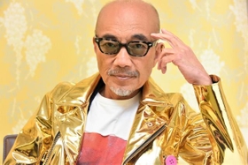 キラキラしている竹中直人（撮影：石井隼人）