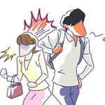 わざとぶつかってくる人…相手を選んでる？＝Sorao-N/stock.adobe.com