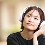 毎日音楽を聴きながら、心の休養の必要性を自覚できるようになりました（yamasan/stock.adobe.com）