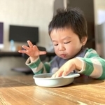 食べることからモンテッソーリ教育を家庭で始めてみましょう