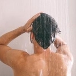 1人になれるお風呂時間（Maridav/stock.adobe.com)