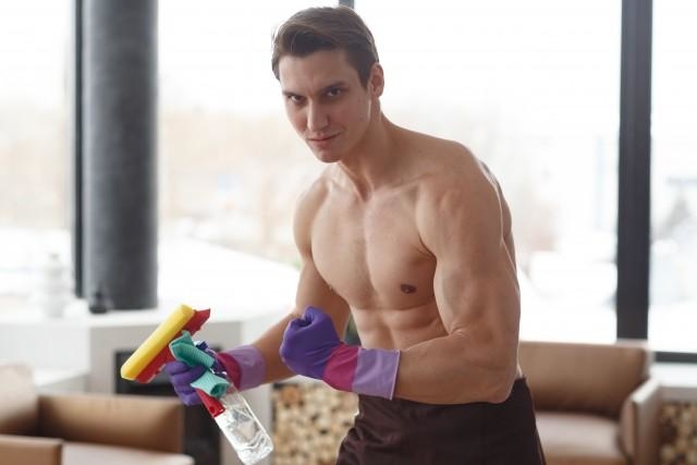 誰もいない家で夫はなにをしていたのか…（イメージ画像）