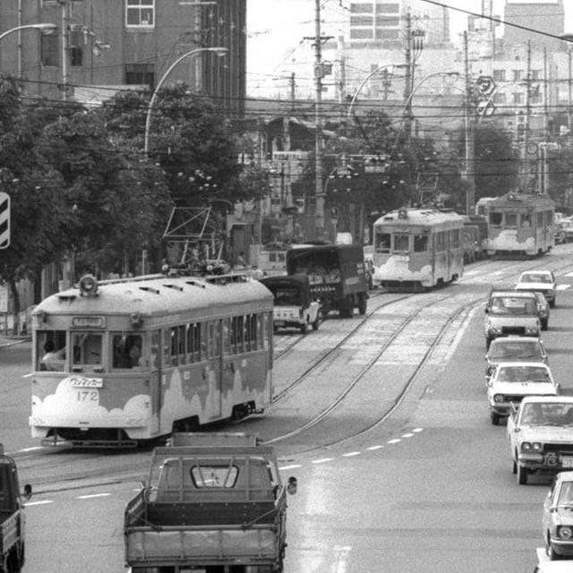 郷愁を誘う路面電車の今昔物語…40年以上にわたって「阪堺電車