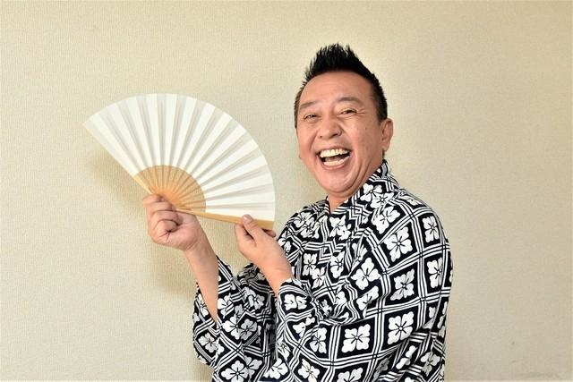 掃除が得意の林家たい平（撮影：石井隼人）