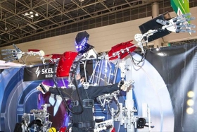 カラダが巨大化したみたい！身長3メートルの“乗り込めるロボット