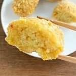 こんがり揚がった「サッポロポテト」のコロッケ