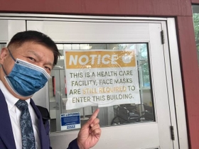 病院や高齢者施設でのマスク着用は義務