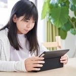 現代の若者はLINEをどのようにとらえているのでしょうか（イメージ画像）