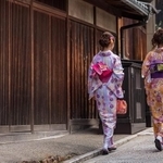 京都でも着物姿は珍しくなった（hit1912/adobe.stock.com）