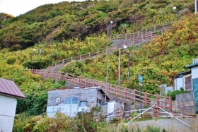 階段国道の全景（PHOTO ACより提供）