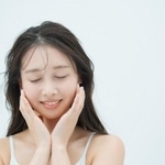 女性には深刻？お泊り時の「すっぴん問題」（イメージ画像）