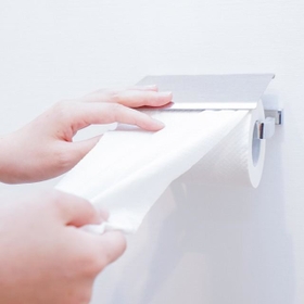 トイレットペーパーの「シングル」と「ダブル」…どちらが好みですか？　※画像はイメージです（maroke/stock.adobe.com）