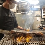 韓国版マンガ肉　ソウルで話題沸騰のウデカルビ　大阪の韓国料理店で発見した