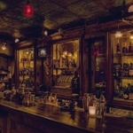 古き良きアメリカの雰囲気あふれるBible Club Osaka（藤本竜介さん提供）