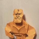 折り紙で作ったマッチョ　腕の角度など応用可能です（画像提供：嘯さん）