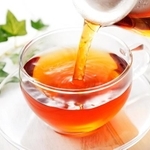 飲食店で注文した紅茶がティーバッグだったらガッカリしますよね…（Nishihama/stock.adobe.com）