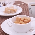 森永乳業は公式ホームページでミルクキャラメルの作り方を紹介している（提供写真）
