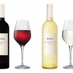 赤か白か…虫歯予防の観点からどちらを飲めばいい？（Elli/adobe.stock.com）