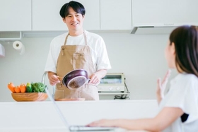 家事を妻と共有できている夫は果たしてどれほどいるでしょうか…（イメージ画像）