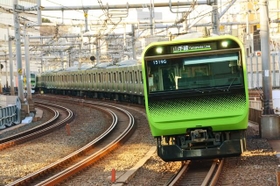 お馴染みの山手線ですが、接続がない駅もあるのです（撮影：たろとれさん、写真AC）
