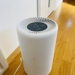 この空気清浄機、3年くらい使ってるし、たまには中身の掃除でもするか～（うえはらけいたさん提供）