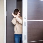 「舐められやすいのが原因…」対策法は？　※写真はイメージです（buritora/stock.adobe.com）