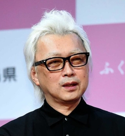 藝大アートプラザ所長に就任した箭内道彦さん