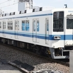 東武鉄道の代表的な通勤電車、8000系。国鉄103系と共通点が多いことから「私鉄の103系」という異名も
