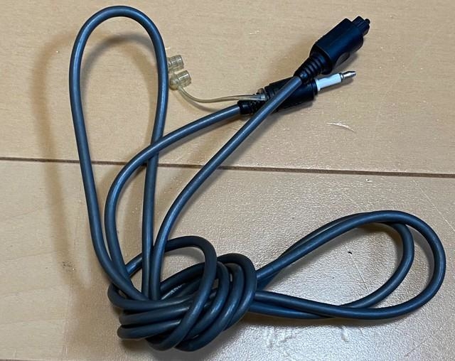 光ファイバーケーブルが台無しに…（あきさん提供）