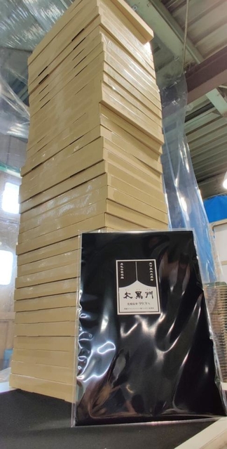 「これみんな、日本全国の歯科医院からの注文。歯科業界で一体何が…？」（光陽オリエントジャパン提供）