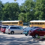 週４日登校にすればスクールバスに必要なコストも抑えられる。