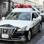 白と黒に塗装されている、いわゆる「パトカー」は全て任意保険に加入しているけれど…＝2023年1月撮影