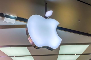 「iPhone 15」の購入意向は？　※画像はイメージです（dvoevnore/stock.adobe.com）