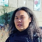 いかついバルカ警察官の正体とは（インスタグラムから）