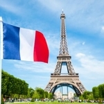 自民党女性局の議員たちはフランスで何を学んだか（lazyllama/stock.adobe.com)