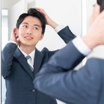 男性の2人に1人が「自分は清潔感がある」と思っているけれど…　※画像はイメージです（polkadot/stock.adobe.com）