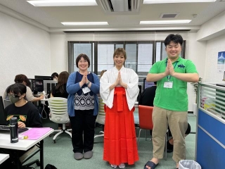 職場のスタッフと