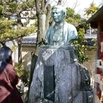 壬生塚にある近藤勇の胸像（京都市中京区・壬生寺）