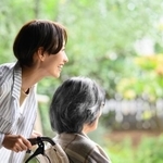 介護休業給付は家族の心のケアにも使えます　※画像はイメージです（kapinon/stock.adobe.com）