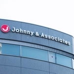 動向が注目される、ジャニーズ事務所（yu_photo - stock.adobe.com）