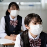 マスクをずっとつける理由は？　※画像はイメージです（arc image gallery/stock.adobe.com）