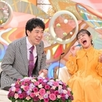 MCの藤井隆さんと井上咲楽さん