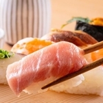 みなさんが一番好きな寿司ネタはなんですか？　※画像はイメージです（BRAD/stock.adobe.com）