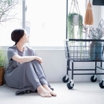 結婚を諦めたら…　※画像はイメージです（studio I.M.S/stock.adobe.com）