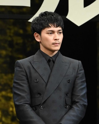 眞栄田郷敦