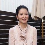 「苦労した分強くなった。見た人を笑顔にできる役者になりたい」と語る三宅さん