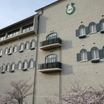 宝塚音楽学校（Eric's library/stock.adobe.com）