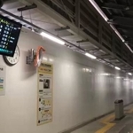 お経が響く電鉄富山駅の構内（提供動画より）