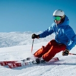 お手入れ方法に悩むスキー・スノボウェア※画像はイメージです