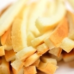 余った食パンの耳が本格スイーツに…※画像はイメージです（Paylessimages/stock.adobe.com）